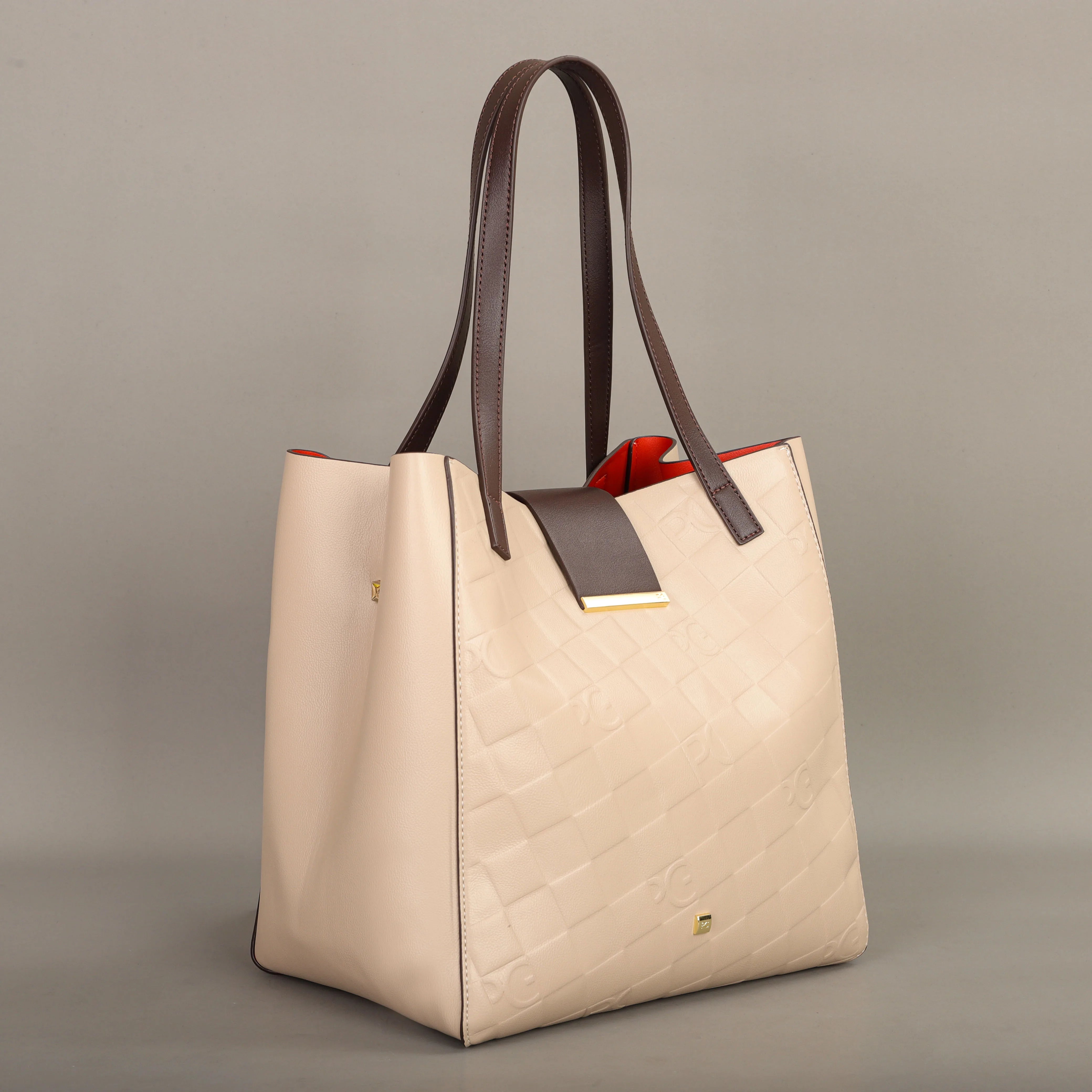 The Aria Shoulder Bag