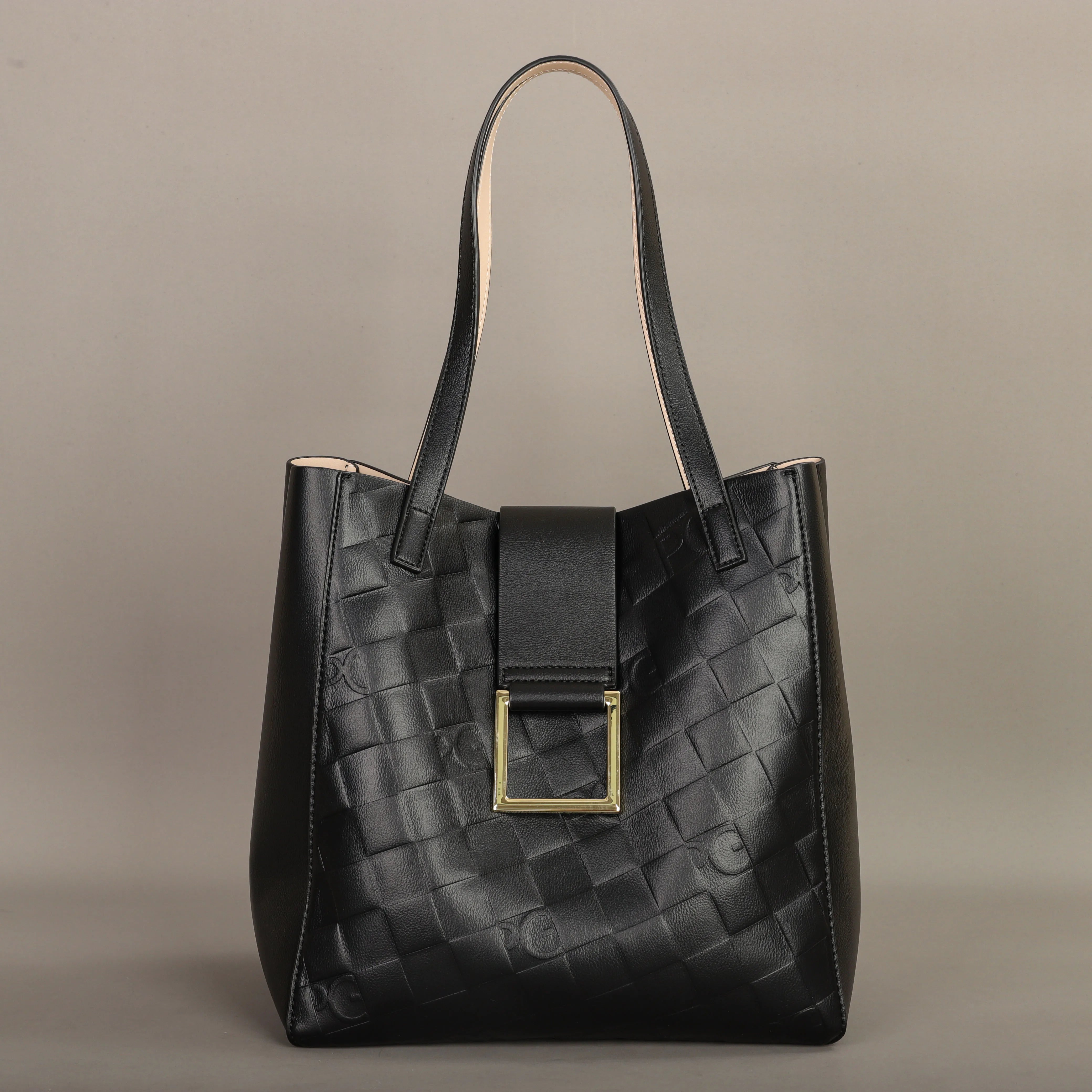 The Aria Shoulder Bag