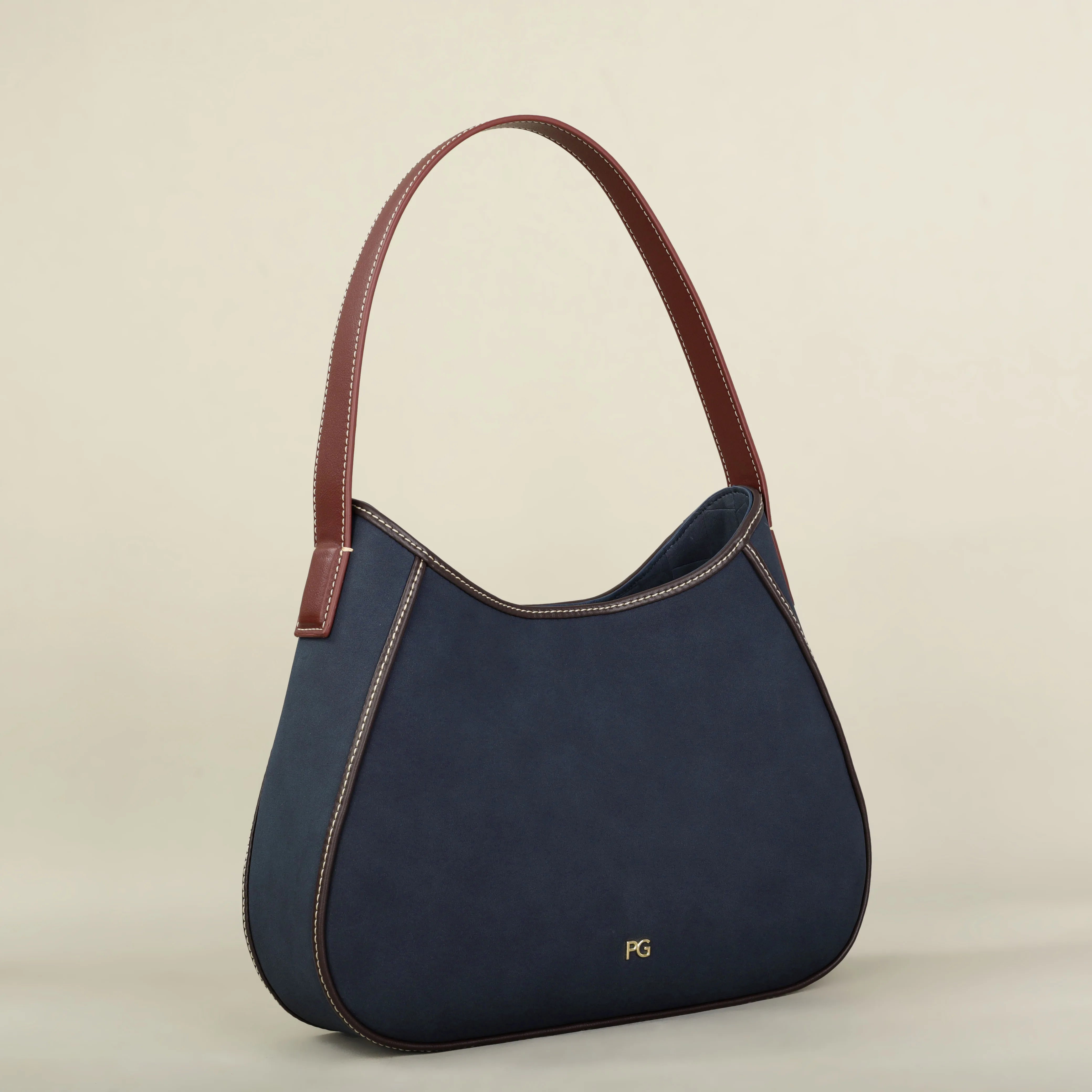 The Evora Crossbody