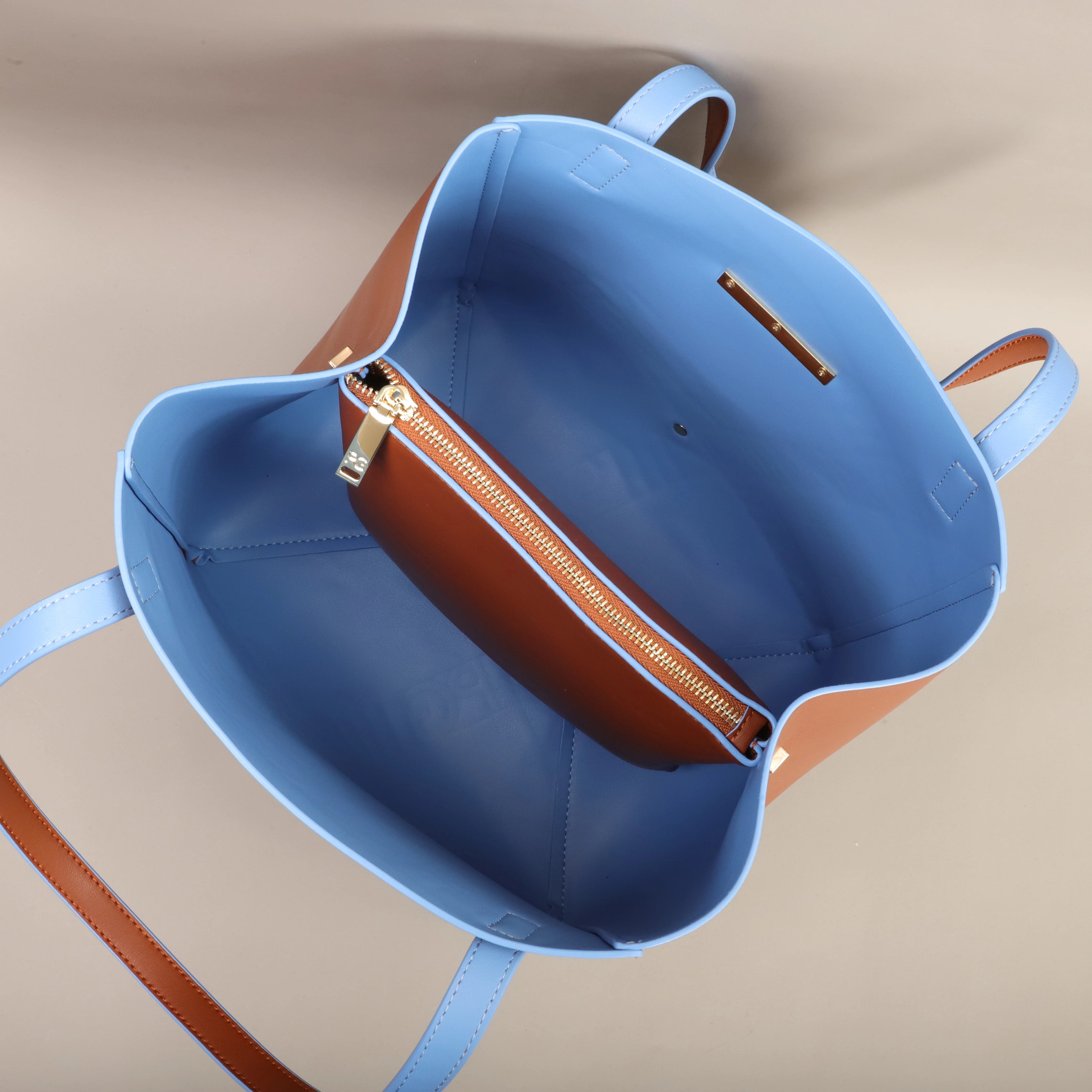 The Aria Shoulder Bag